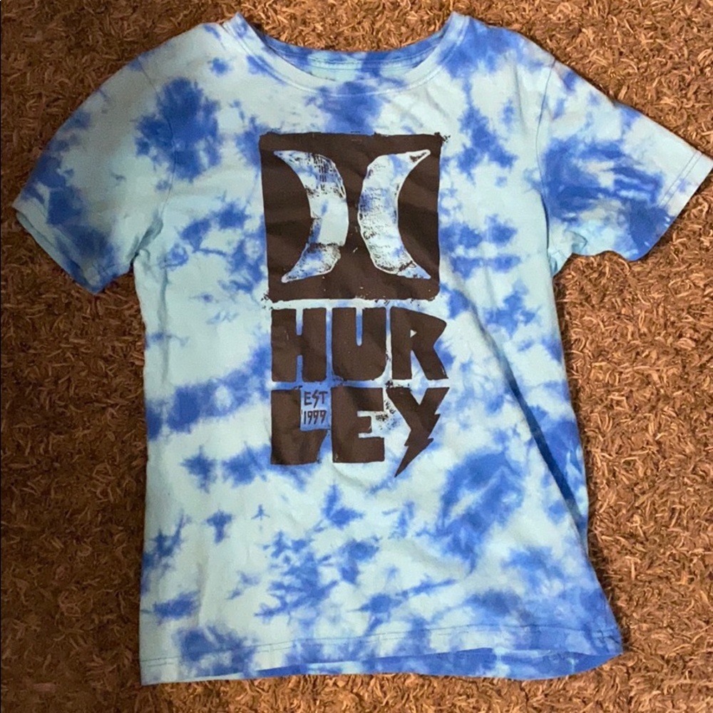 Hurley tshirt